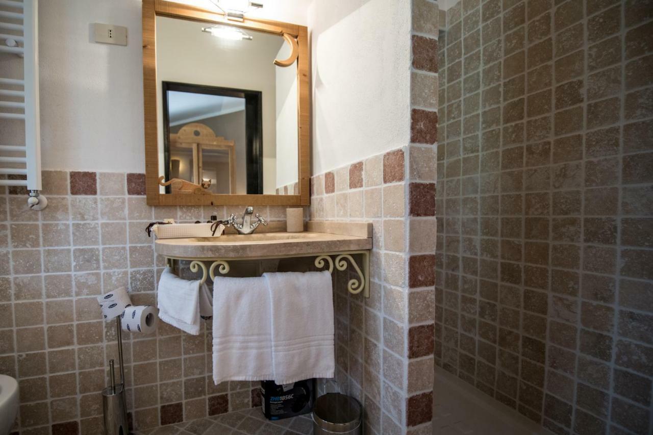 Double Room,817737326:JPEG